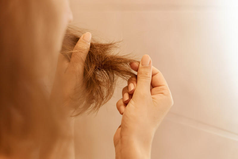 Frizzy Hair Treatment: Best Herbal Solutions to Tame Unruly Hair Naturally